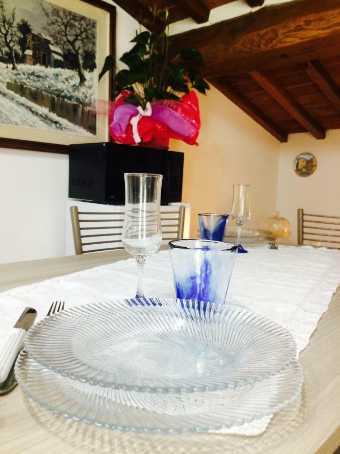 Mansarda Degli Ulivi Apartamento Rigomagno Exterior foto